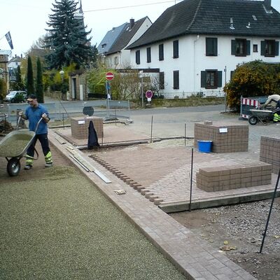 Bauhof Parkplatz Pflasterarbeiten