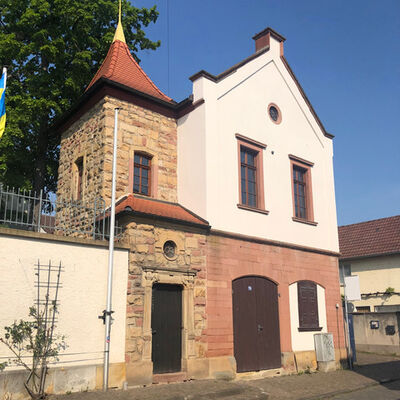 Forst Wachhaus
au&szlig;en